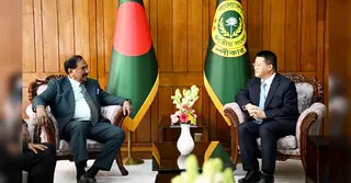 স্পিকারের সঙ্গে ঢাকায় নিযুক্ত চীনের বিদায়ী রাষ্ট্রদূতের সাক্ষাৎ
